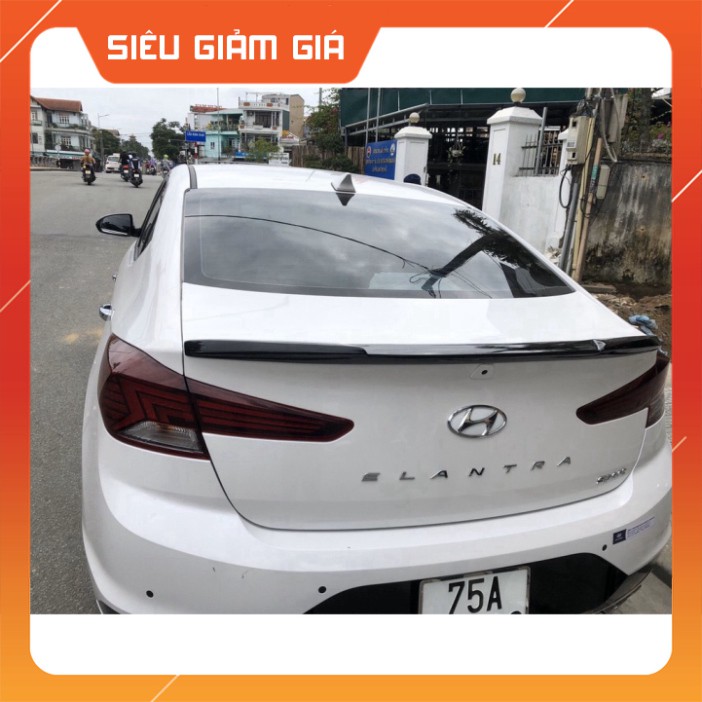 Đuôi gió liền cốp Huyndai Elantra 2016-2020, tặng băng dính 2 mặt