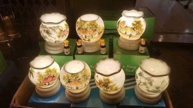 ĐÈN XÔNG TINH DẦU BÁT TRÀNG