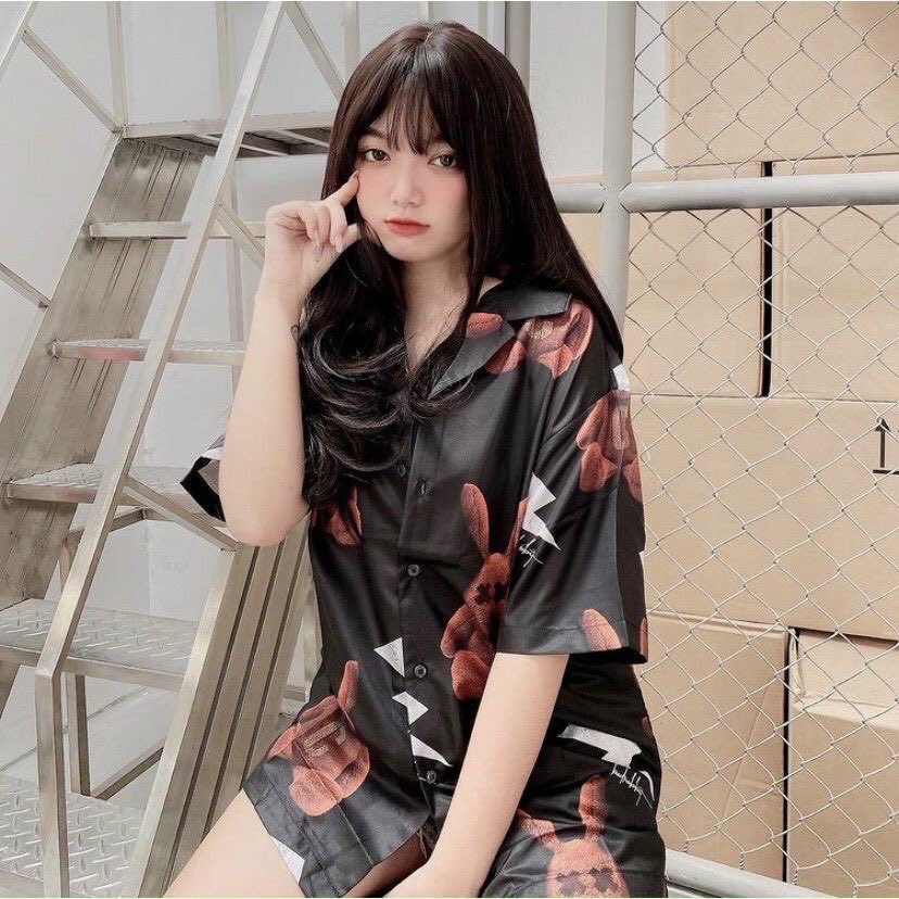 Áo sơ mi lụa nam nữ form rộng tay lở in họa tiết chú gấu cực dễ thương, chất lụa mềm mịn, thoáng mát