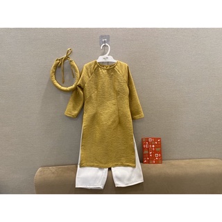 áo dài thiết kế cho bé đản bảo chất đẹp kiểu dáng độc lạ, em có đủ size số mầu cho các mẹ chọn ạ. áo dài cách tân 2022 .