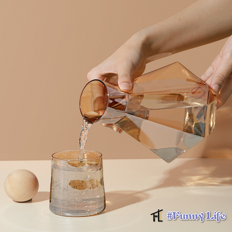 Bình thủy tinh đựng trà/đồ uống kiểu dáng mới lạ 1400ml | BigBuy360 - bigbuy360.vn