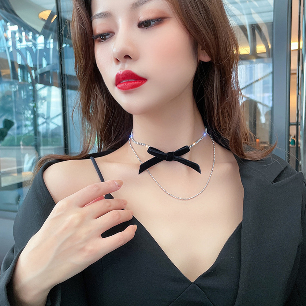 Vòng Cổ Choker Hai Lớp Gắn Trang Trí Ngọc Trai Xinh Xắn Dành Cho Nữ
