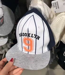 Mũ H&M sz 4-24m