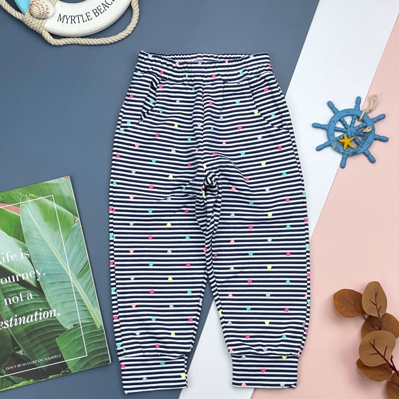 Quần nỉ hoạ tiết bé trai, bé gái chất dày dặn. Size 6-10T, cho bạn 19-30kg