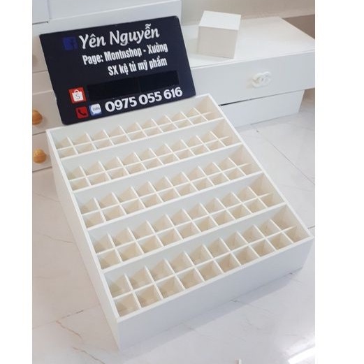 Khay son 100 ô phân tầng