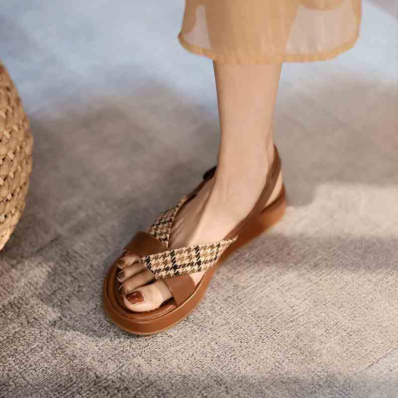 Sandal Thiết Kế Mới Năng Động Thời Trang