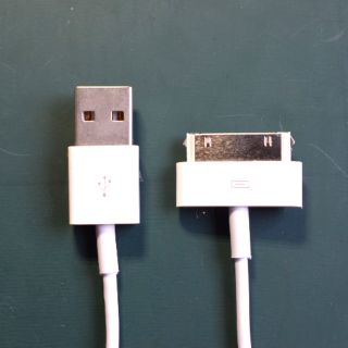 Cáp sạc Iphone 4/4S sịn