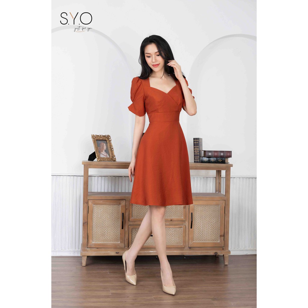 Đầm xòe vạt chéo tay xoắn SYO D4004-21