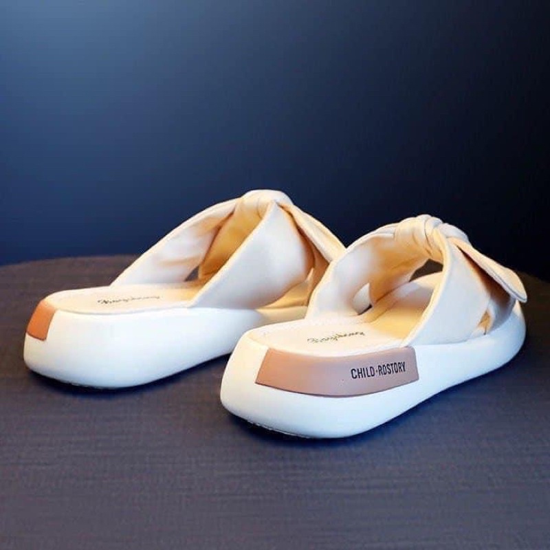 Dép cao su mềm bánh bèo hàng QC xinh xắn- Fom to khách đi lùi 1 size