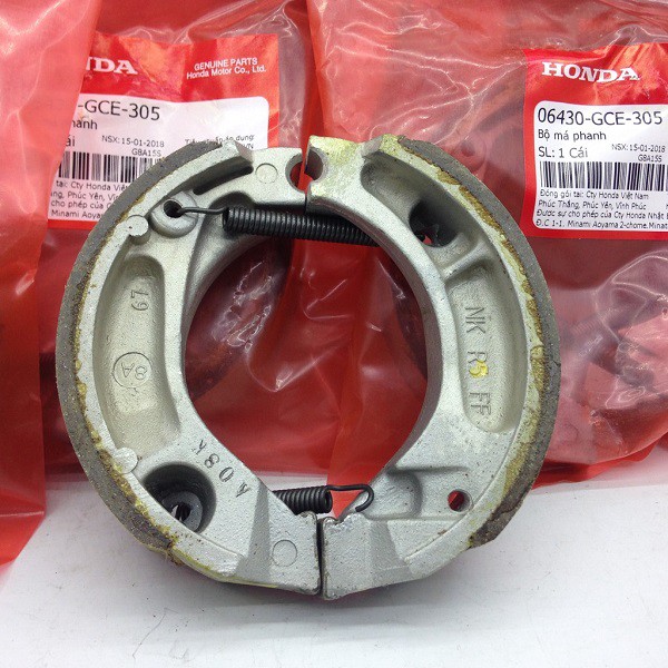 BỐ SAU HONDA ( MÁ PHANH SAU ) XE SỐ LÒ XO DÀI (06430GCE305)