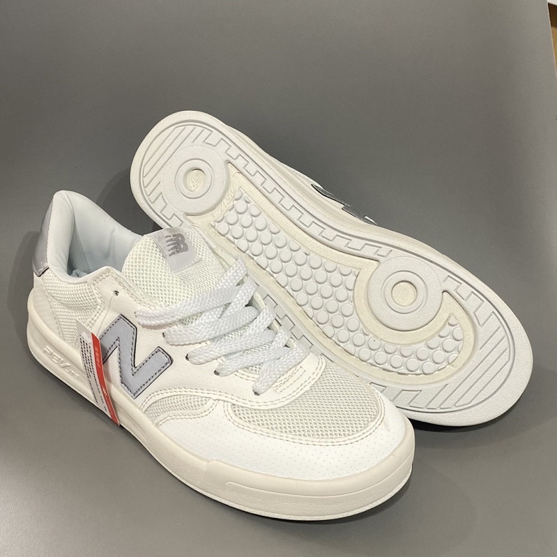 | CÓ SẴN - ẢNH THẬT | Giày thể thao newbalancecrt 300 xám full box - giấy gói tặng kèm tất
