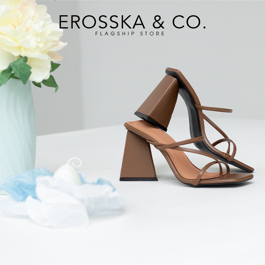Erosska - Dép cao gót nữ mũi vuông phối quai mảnh cao 9cm màu nâu - EM088