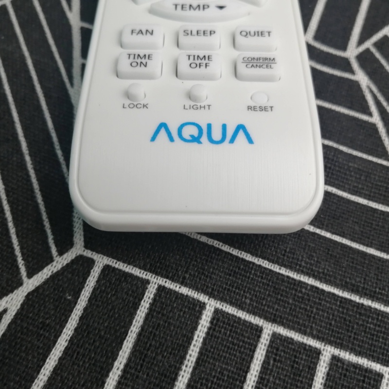 Điều Khiển điều hòa  AQUA 2 chiều nút cam