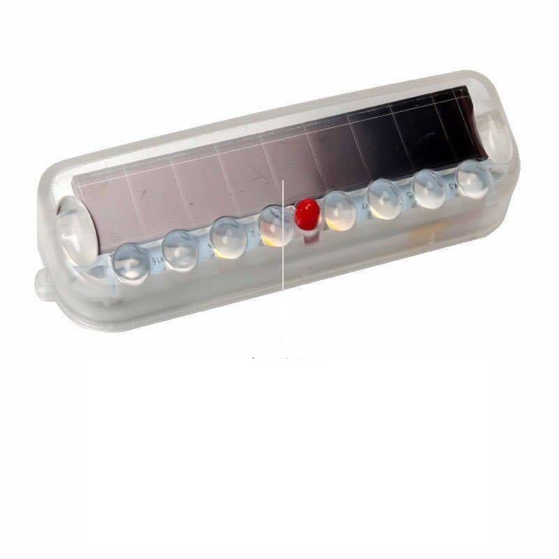 Đèn led cảnh báo cho xe hơi sử dụng năng lượng mặt trời