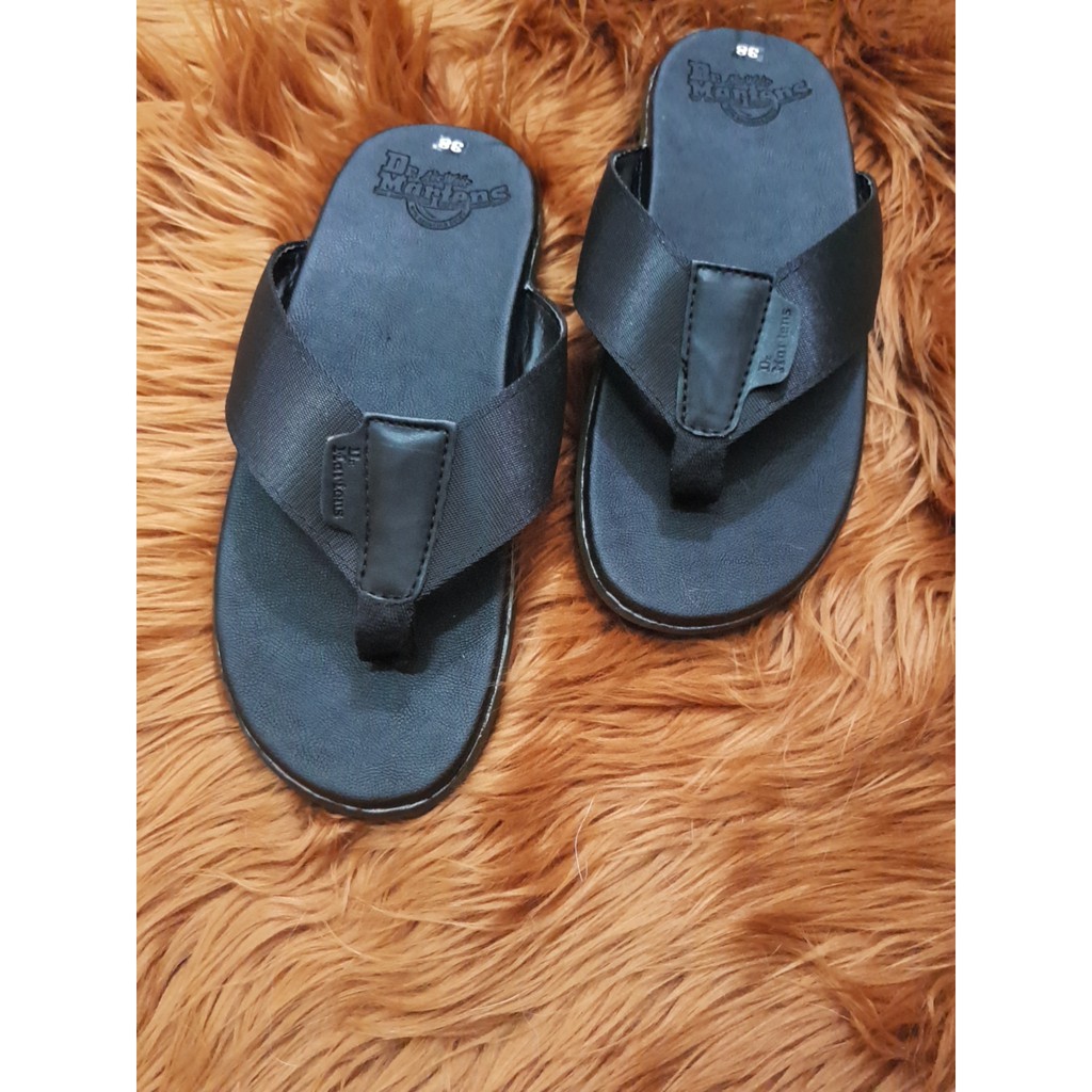 DÉP KẸP NAM MANA ĐEN DR QUAI DÙ PHẢN QUANG