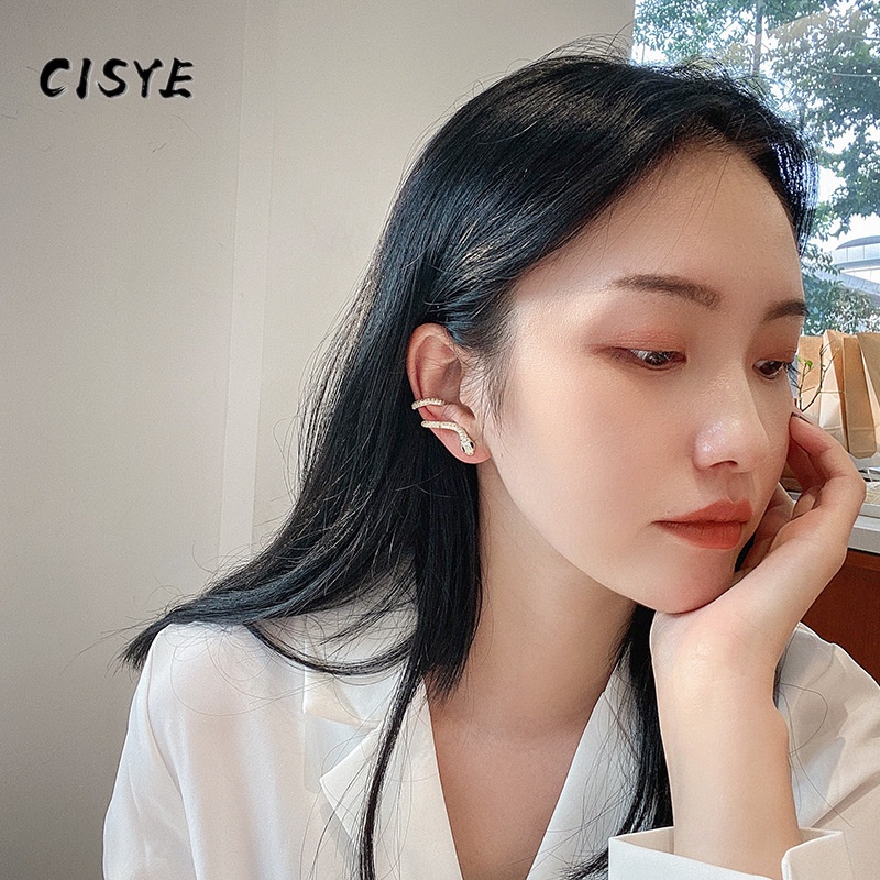 Khuyên Tai Nữ Trang Tạo Hình Độc Đáo