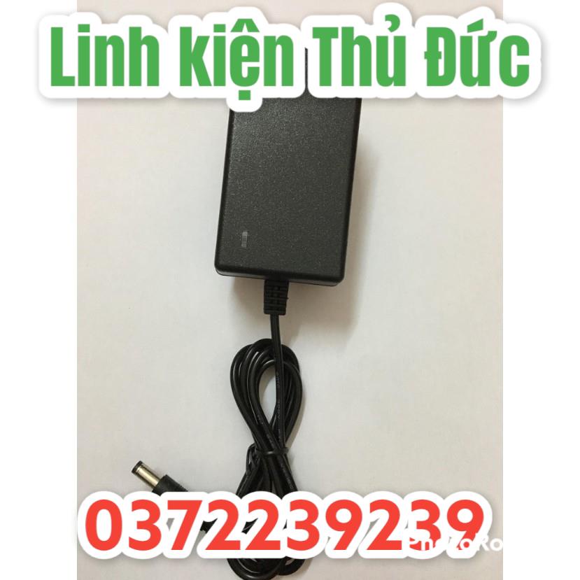 Lktd BN. Sạc 3S 12.6V 2A dùng cho pin Li-ion có đèn báo và tự ngắt khi đầy.