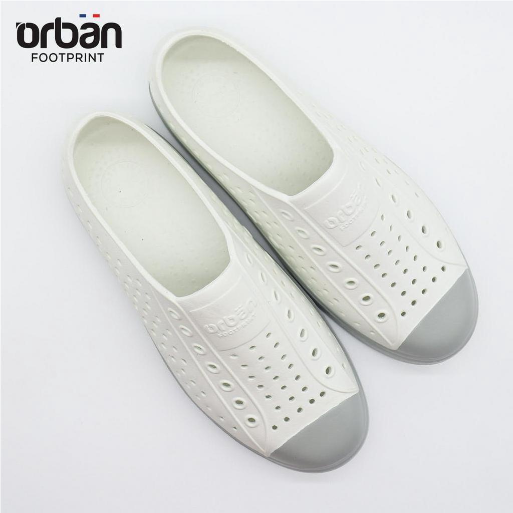 [Chính hãng] Giày nhựa lỗ nam nữ đi mưa đi biển Urban D2001 siêu nhẹ, chống nước, giá tốt - Màu Trắng đế ghi