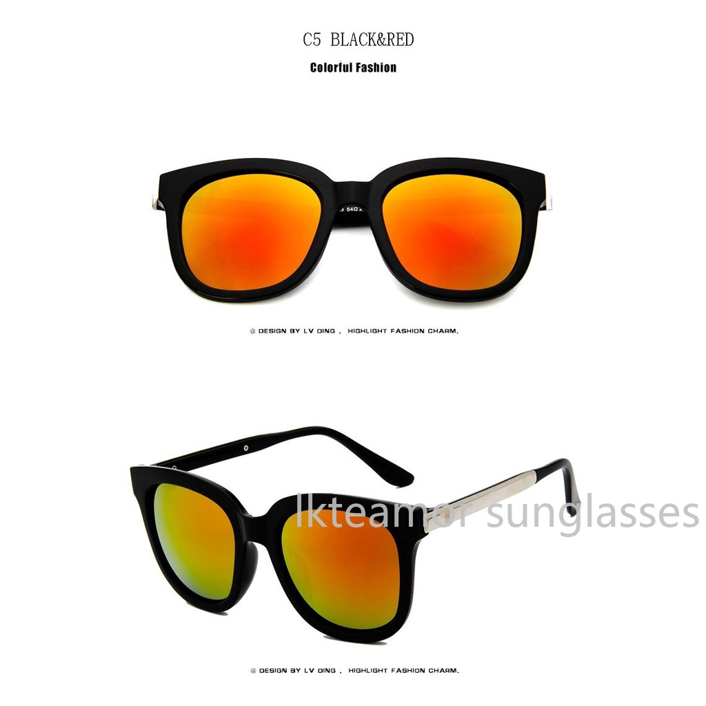 Kính mát gọng vuông phong cách thời thượng