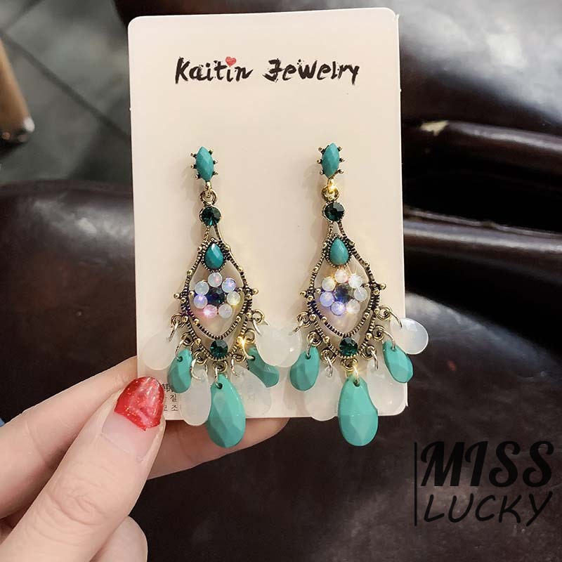 Khuyên tai nữ kiểu dáng retro thời trang phong cách Hàn Quốc