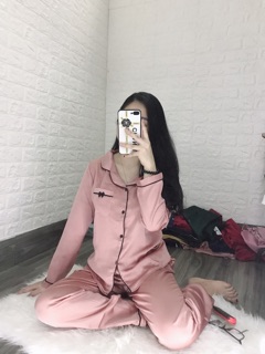 Bộ ngủ lụa