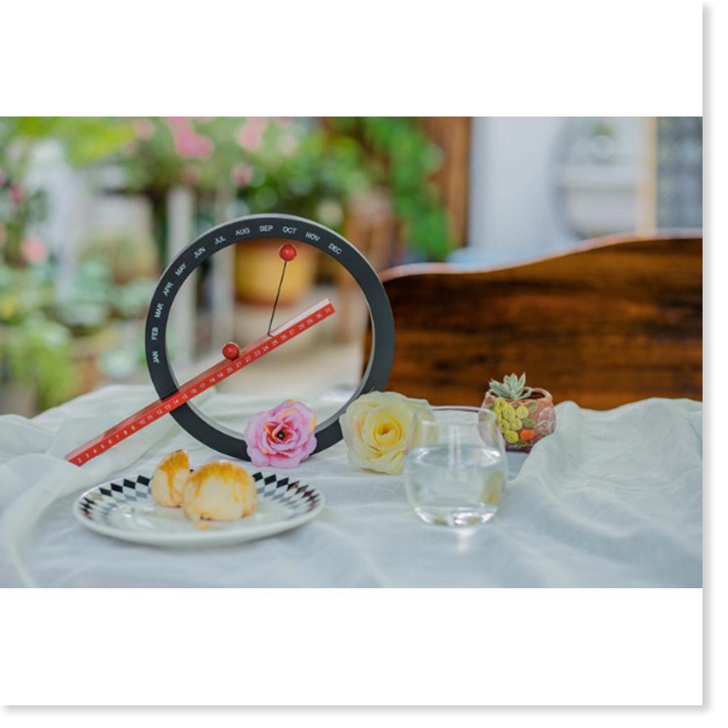 Hàng new-  Lịch nam châm để bàn Red Mag Deco Retro