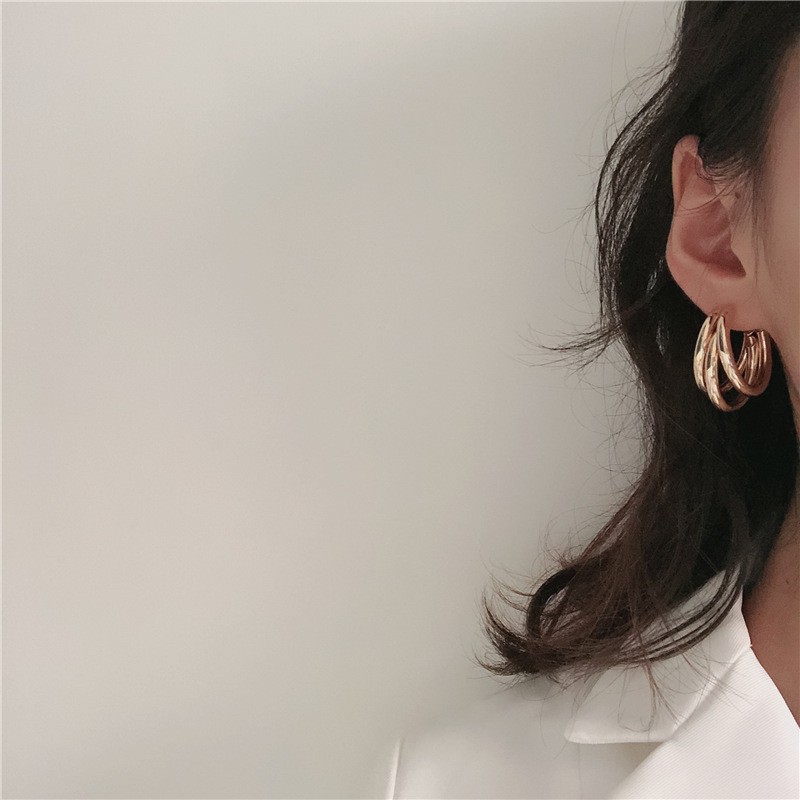 Bông Tai Hình Tròn Cá Tính Độc Đáo Phong Cách Hàn Quốc A596