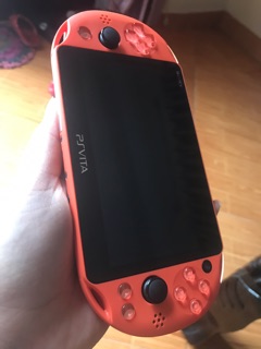 MÁY PS ViTA 2000 CAM HACK FUll GAME
