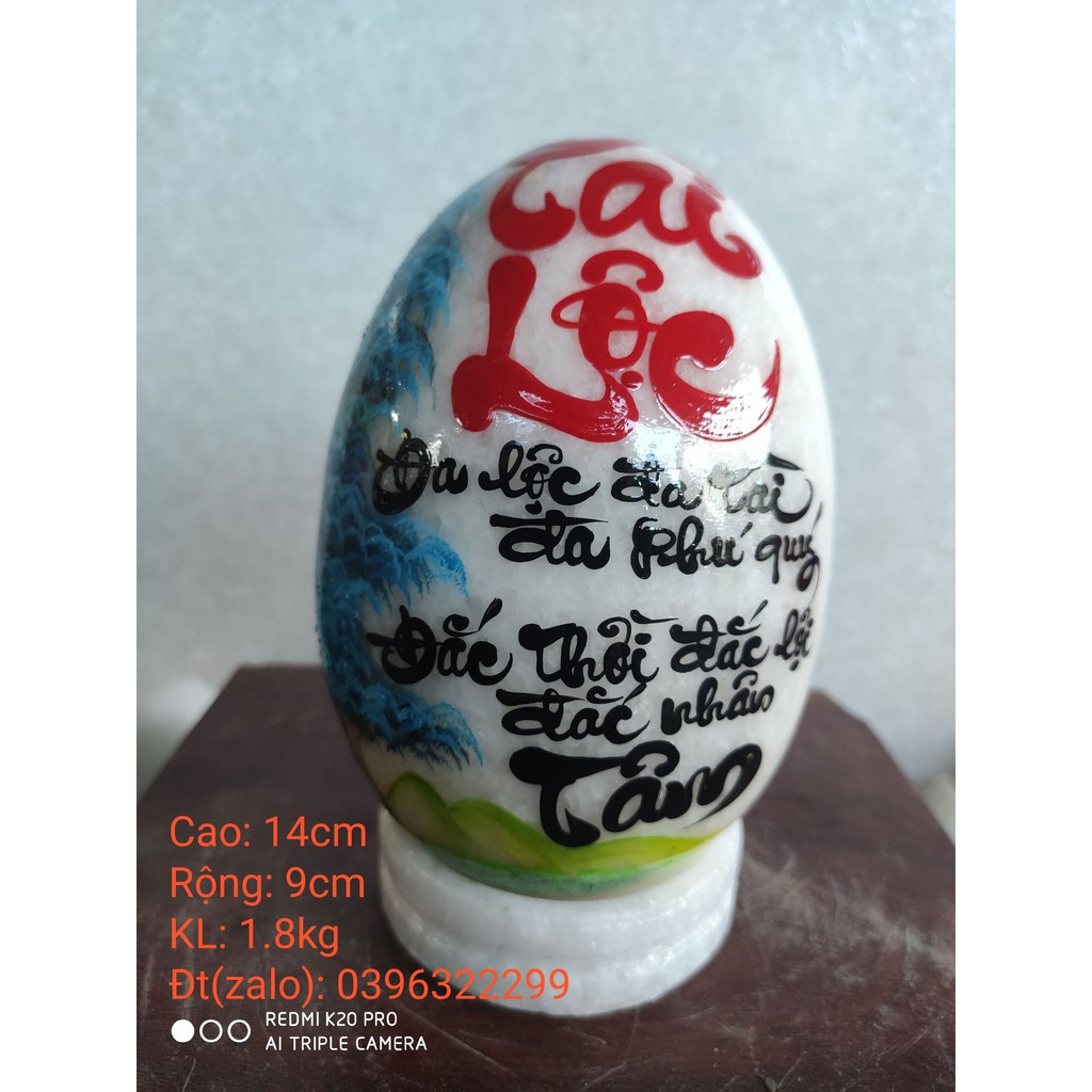 Tranh thư pháp trên nền quả trứng đá 100% tự nhiên, chủ đề Tài Lộc,Nghiệp... KL: 1.8kg, Rộng: 9cm. Cao: 14cm.