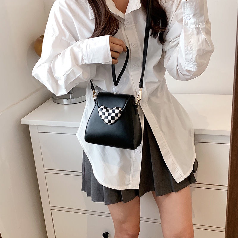 Túi Đeo Vai Hình Trái Tim Phong Cách Thời Trang Mùa Hè Xinh Xắn