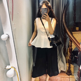 Áo trắng kiểu dáng peplum