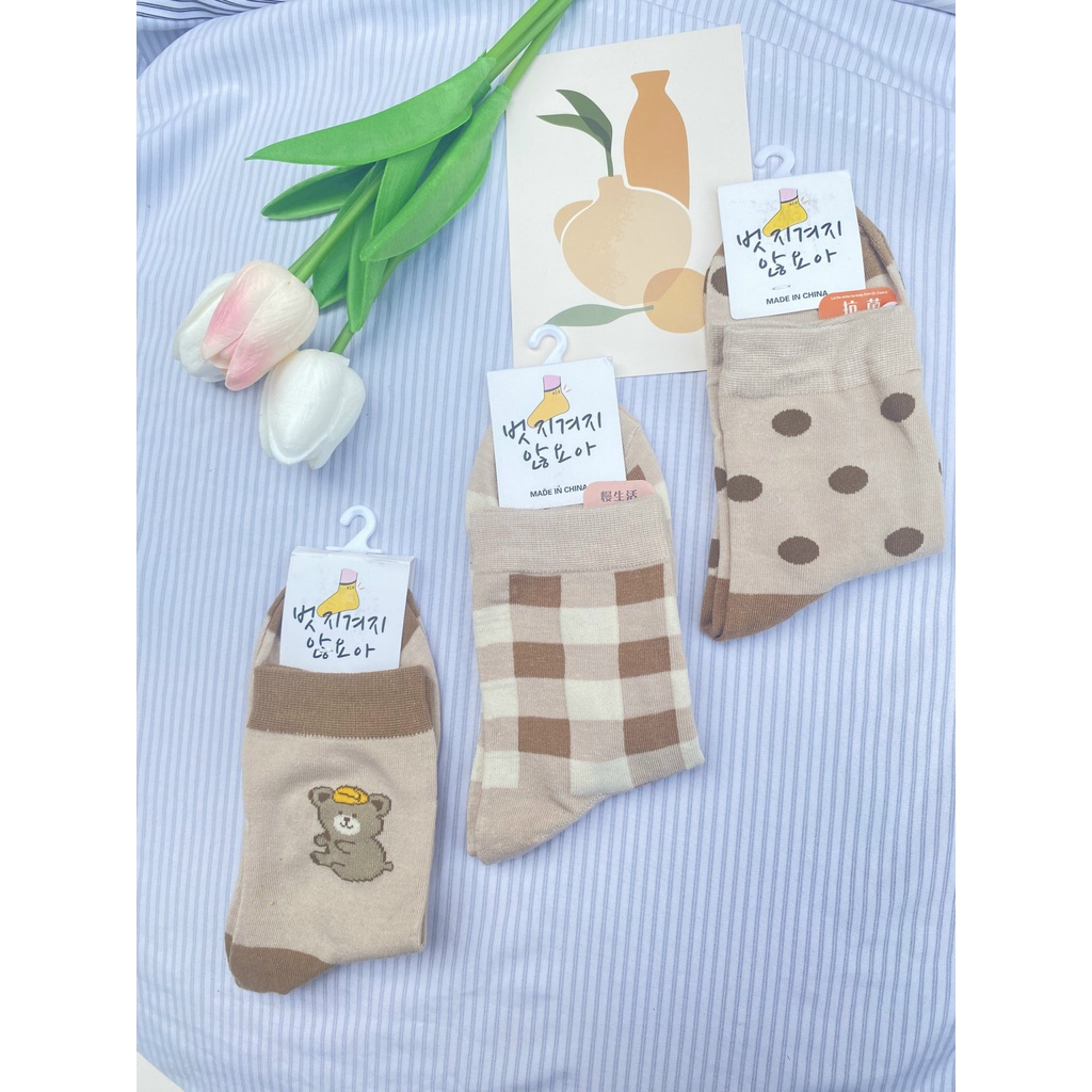 Tất gấu Muzini tất cổ cao tone nâu nhiều hình phong cách Hàn Quốc cute TN214