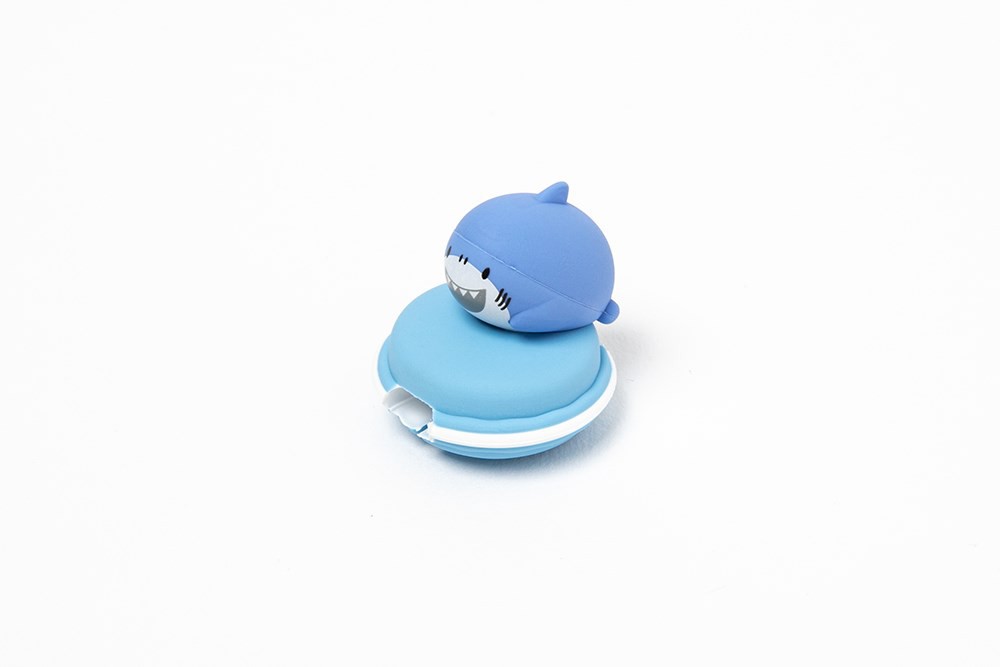 Phụ Kiện Bảo Vệ Dây Cáp ARTBOX Hàn Quốc Hình Nhân Vật Cá Mập Boss Và Bánh Macaron Dễ Thương Tiện Dụng