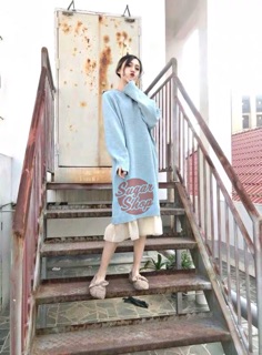 Đầm len mịn dáng suông chân ren