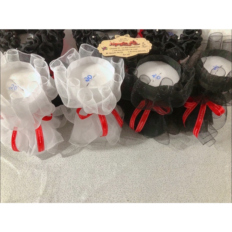 Cốt lưới cắm hoa sáp 20 bông