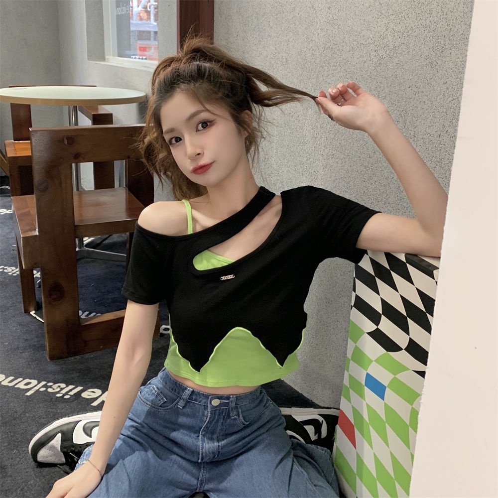 COZOK Set Áo Thun Lệch Vai Màu Sắc Tương Phản Phối Áo Sát Nách Cá Tính