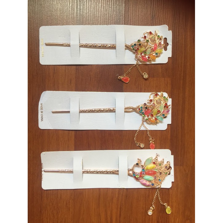 Ảnh thật - Bờm/trâm tóc và dây cài mặc cùng Hanbok. Hàng đặt trước 10 ngày.
