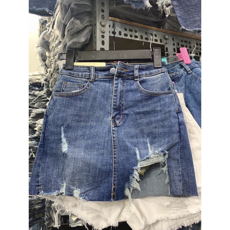 Váy Jean ngắn rách gối lót quần trong phom ôm chất co dãn mềm mại | BigBuy360 - bigbuy360.vn