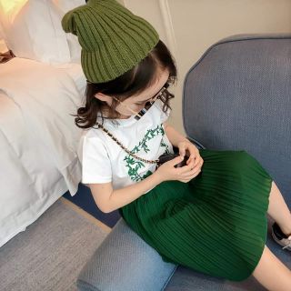 Set áo và đầm quảng châu