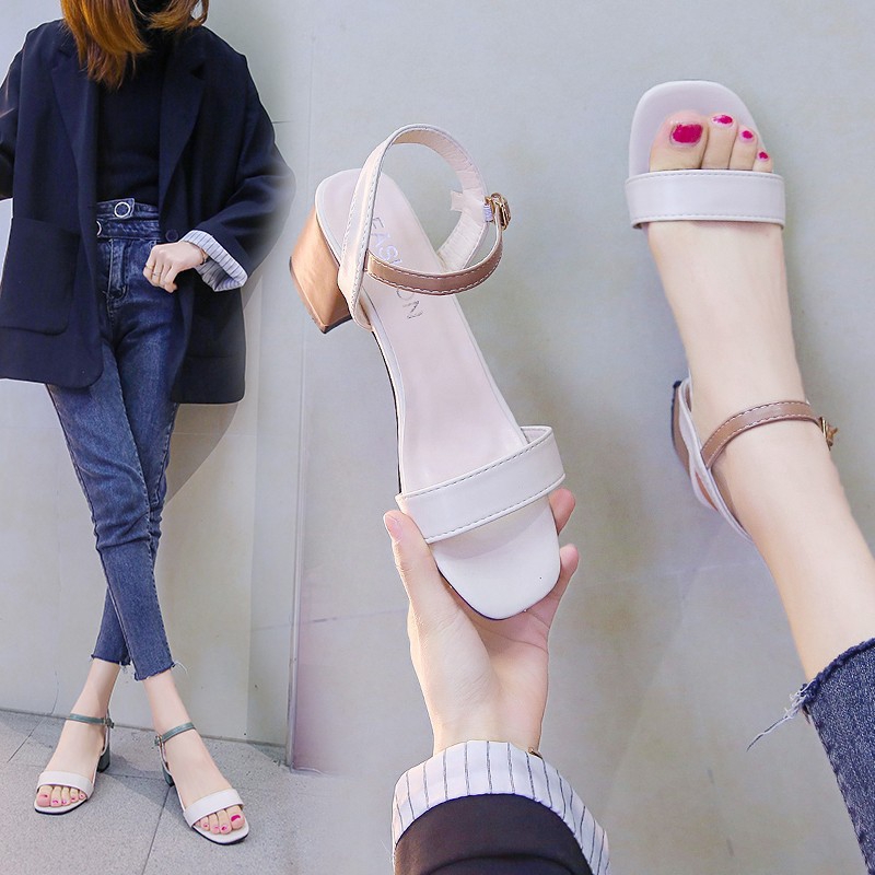 Giày sandal cao gót Erosska thời trang mũi tròn phối dây nhiều màu tinh tế cao 3cm màu xanh phối kem