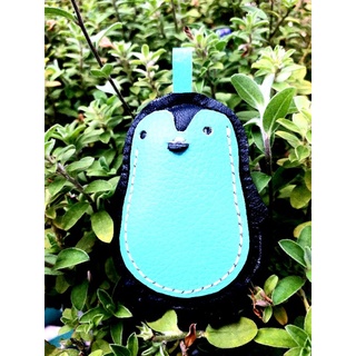 Charm/ móc khóa chim cánh cụt/ cú bằng da bò thật handmade