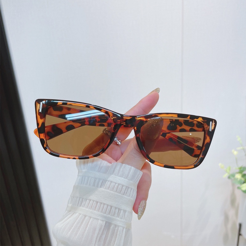 Kính Mát Mắt Mèo Oversize Phong Cách Hip Hop Unisex