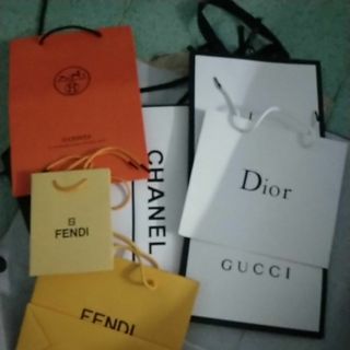 Túi giấy hãng Gucci, Chanel, Dior, Hermes, Fendi đựng túi ví