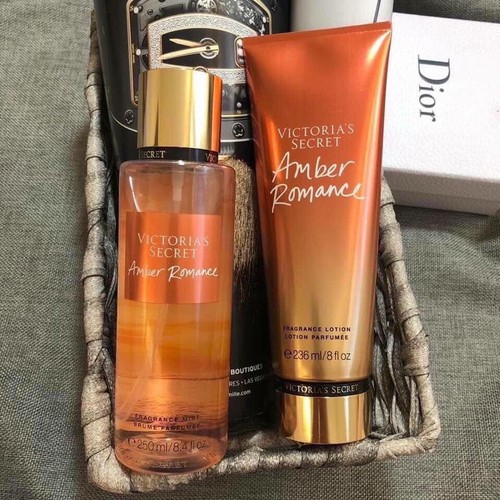 dưỡng thể , xịt body Victoria Secret Amber Romance auth