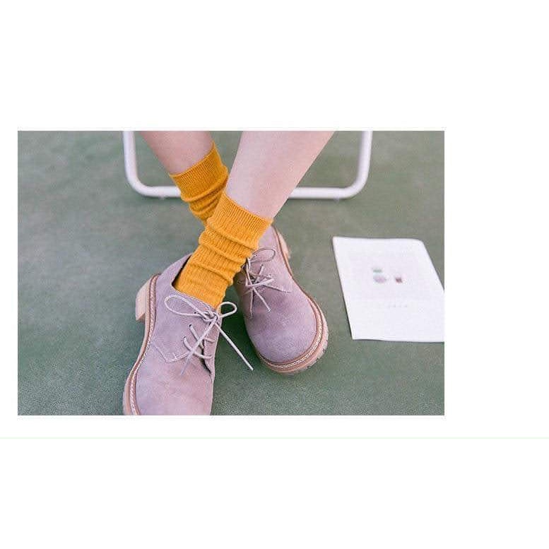 Tất trung lửng màu xanh lá unisex