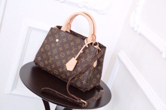 Túi đeo họa tiết