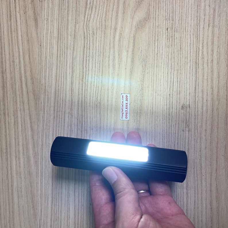 Đèn pin UV tia cực tím Ultrafire D68 đa năng, kiêm đèn pin siêu sáng, sạc USB, (mã DP157)