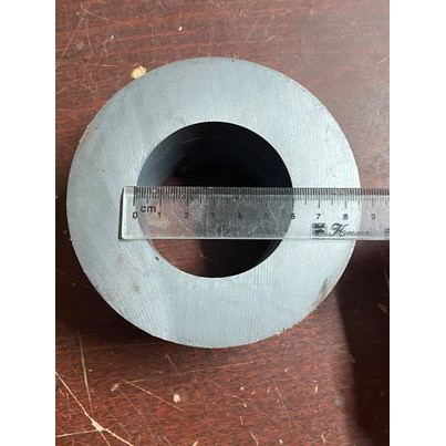 Nam châm Ferrite làm loa 110 lỗ 60 dầy 20mm