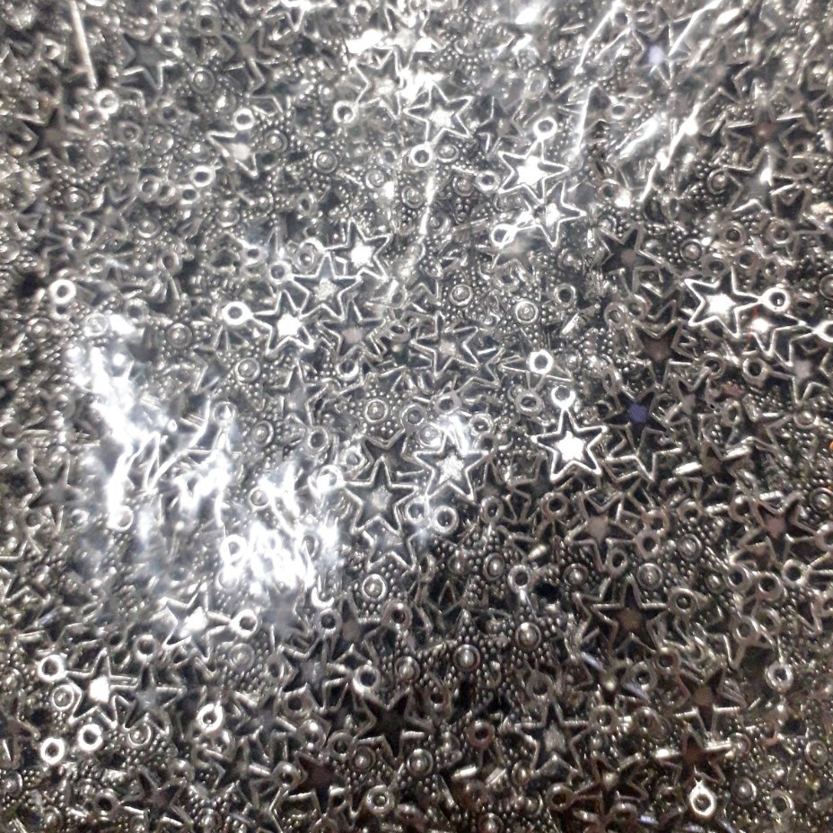 phụ kiện handmade sỉ 50gr = 23k