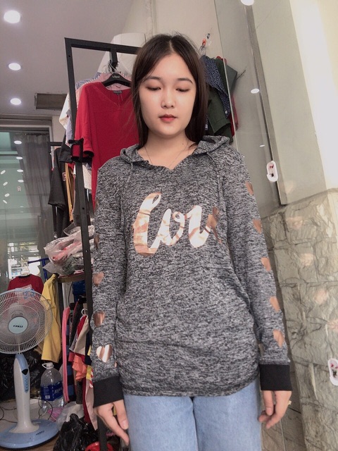 Combo 2 áo len xuất khẩu, giá 240 k giảm còn 120 k